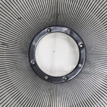 GRADE P/VENTILADOR LOREN SID COLUNA OU PAREDE 60CM - METAL COR PRETA 120FIOS - MODELO DIANTEIRA OU TRASEIRA - *SALDĂO* *VENDIDA P/UNIDADE - foto 1 de 3
