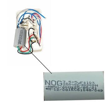 CHAVE P/VENTILADOR DE TETO R3LUZ 3VEL C/CAP.08,5UF 3,5+5,0MF C/REVERSĂO + 3-TECLAS LUZ - P/LOREN-SID LUMI M3 TRON 110V- *SALDĂO TECLAS AMARELADAS - foto 1 de 3